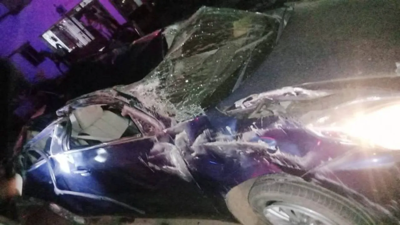 ପୋଲ ତଳକୁ ଖସିଲା କାର୍‌; ୩ ମୃତ, ୨ ଗୁରୁତର