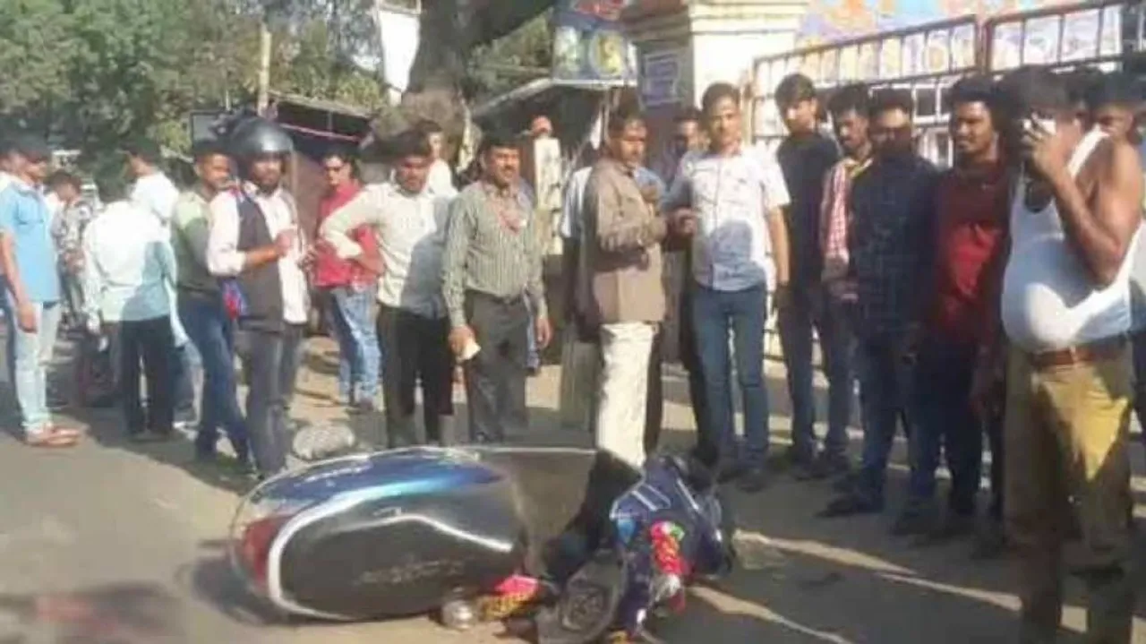 ଟ୍ରକ୍‌ ଧକ୍କାରେ ମାଆ-ପୁଅଙ୍କ ଚାଲିଗଲା ଜୀବନ