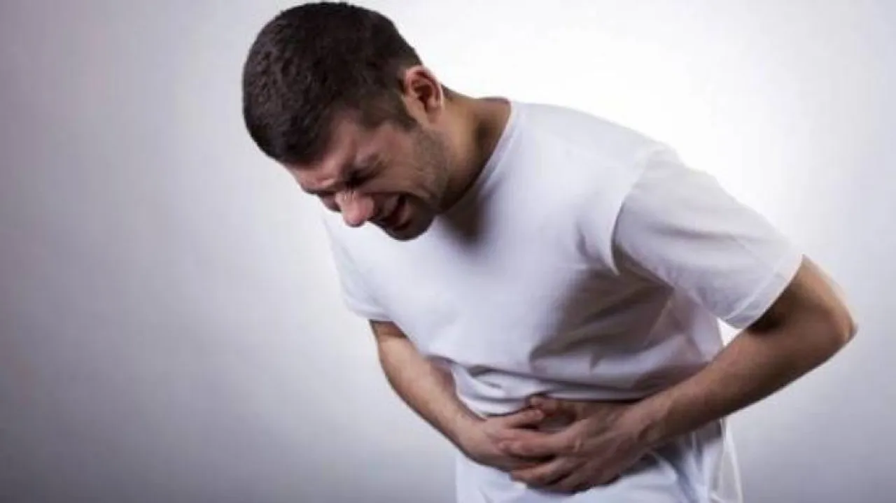 ଏସିଡିଟିକୁ ନେଇ ଚିନ୍ତିତ କି ? କେମିତି ପାଇବେ ମୁକ୍ତି ? ଜାଣନ୍ତୁ ସହଜ ଉପାୟ