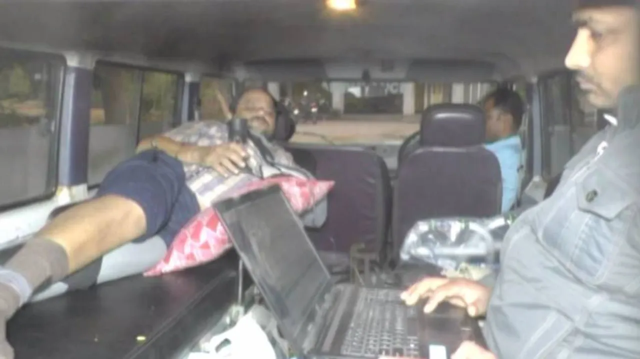 ଧାନ ବିକିବାକୁ ଆମ୍ବୁଲାନ୍ସରେ ଆସିଲେ ଚାଷୀ