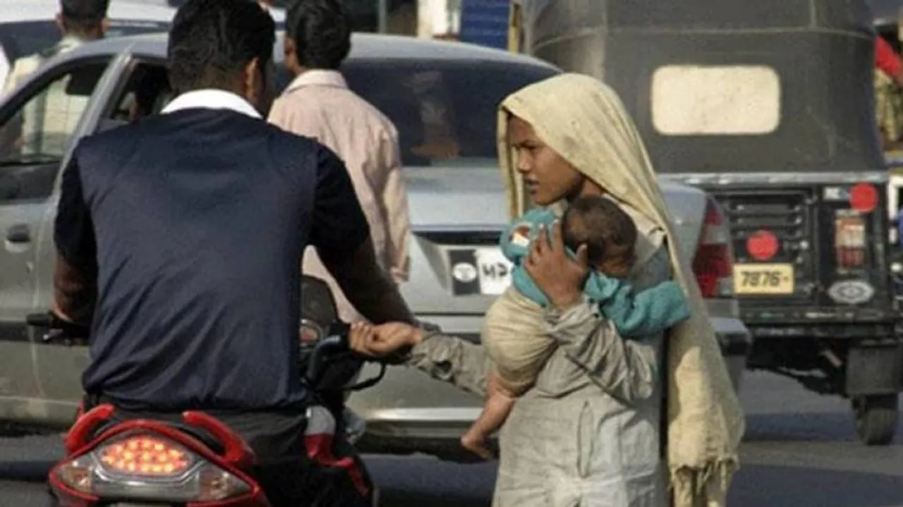 ଭିକ୍ଷା ମାଗିବା ଏକ ସାମାଜିକ ଅପରାଧ ଦର୍ଶାଇ ଭିକାରୀମୁକ୍ତ ଅଭିଯାନ ଆରମ୍ଭ କଲା ମୁମ୍ବାଇ ପୋଲିସ୍