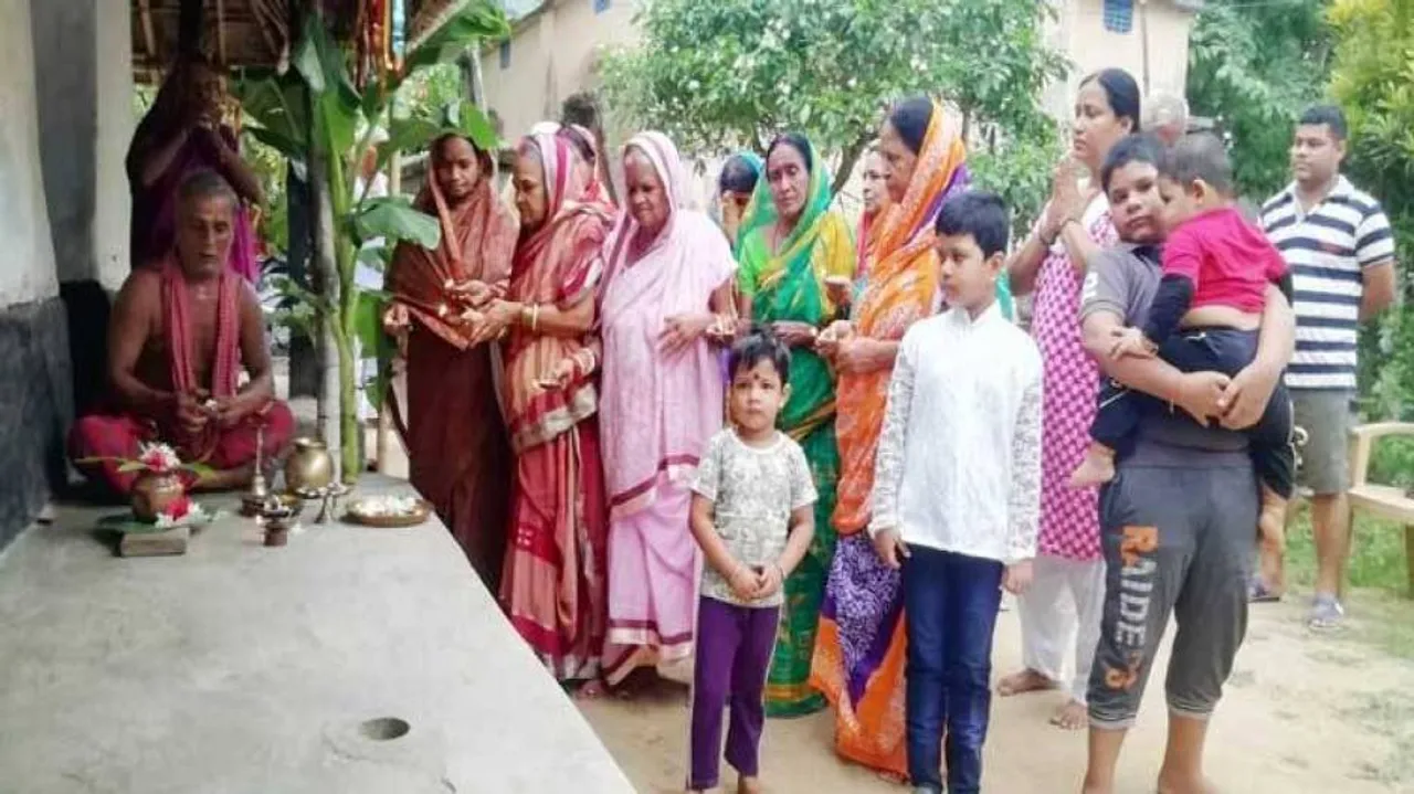 ବିଜୟ ମହାନ୍ତିଙ୍କ ଆଶୁ ଆରୋଗ୍ୟ କାମନା କରି ସମୁହ ଦୀପ ଦାନ ଓ ପୂଜାର୍ଚ୍ଚନା