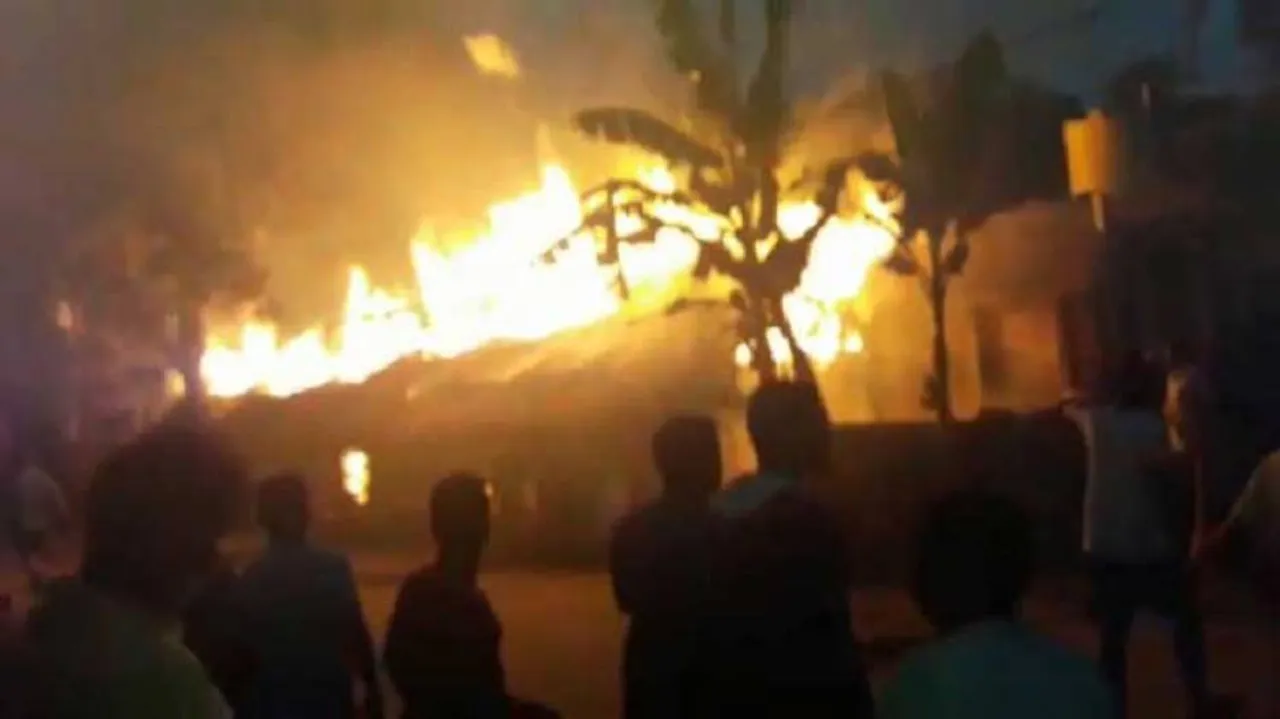 ଜଳିଗଲା ୮ ବଖରା ଘର