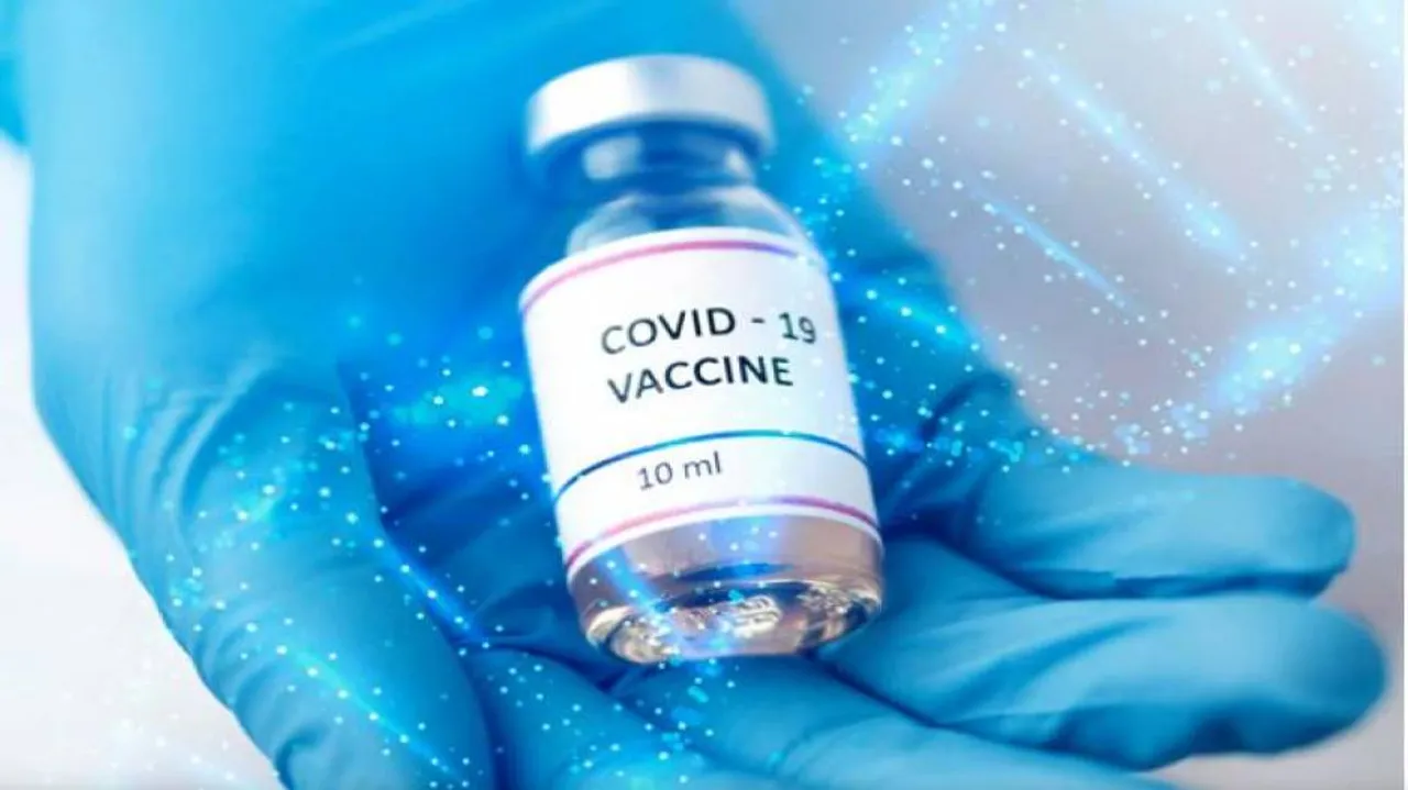 ଦୁଇଟି ଭିନ୍ନ ପ୍ରକାରର କୋଭିଡ-୧୯ ଟିକା ନେବା ସୁରକ୍ଷିତ କି? ଦେଶରେ ପରୀକ୍ଷଣ ଆରମ୍ଭ