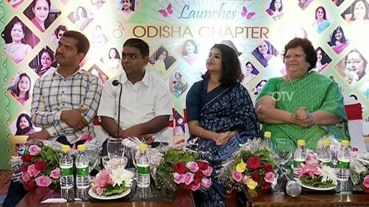 ଶାଢ଼ୀ ପାଇଁ କ୍ୟାମ୍ପେନ