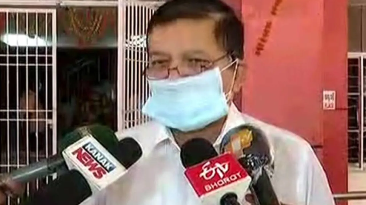 ‘ରାଜ୍ୟରେ କମୁଛି ସଂକ୍ରମଣ ହାର ! ତଥାପି ସଚେତନ ରହିବାକୁ ହେବ, ଘରେ ରହିଲେ ବି ମାସ୍କ ପିନ୍ଧନ୍ତୁ’