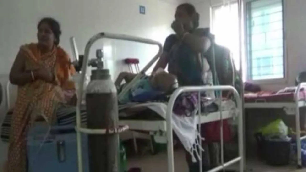 ଅକ୍ସିଜେନ ସିଲିଣ୍ଡର ଫାଟି ରୋଗୀ ଅାହତ