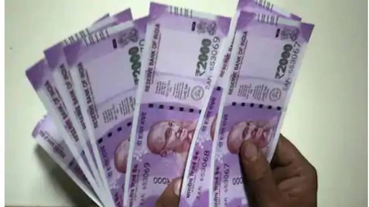 ଖୁସି ଖବର: ଖୁବ୍‌ ଶୀଘ୍ର ବଢିବ କେନ୍ଦ୍ରୀୟ କର୍ମଚାରୀ ଏବଂ ପେନ୍‌ସନ ଭୋଗୀଙ୍କ DA