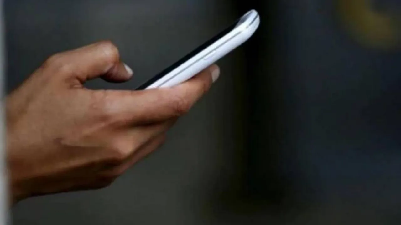 ଡେଟିଂ ଆପ୍‌ରେ ୮ ଲକ୍ଷ ବିବାହିତ ! ପରକୀୟା ପ୍ରୀତି ପାଇଁ ସାଥି ଖୋଜା