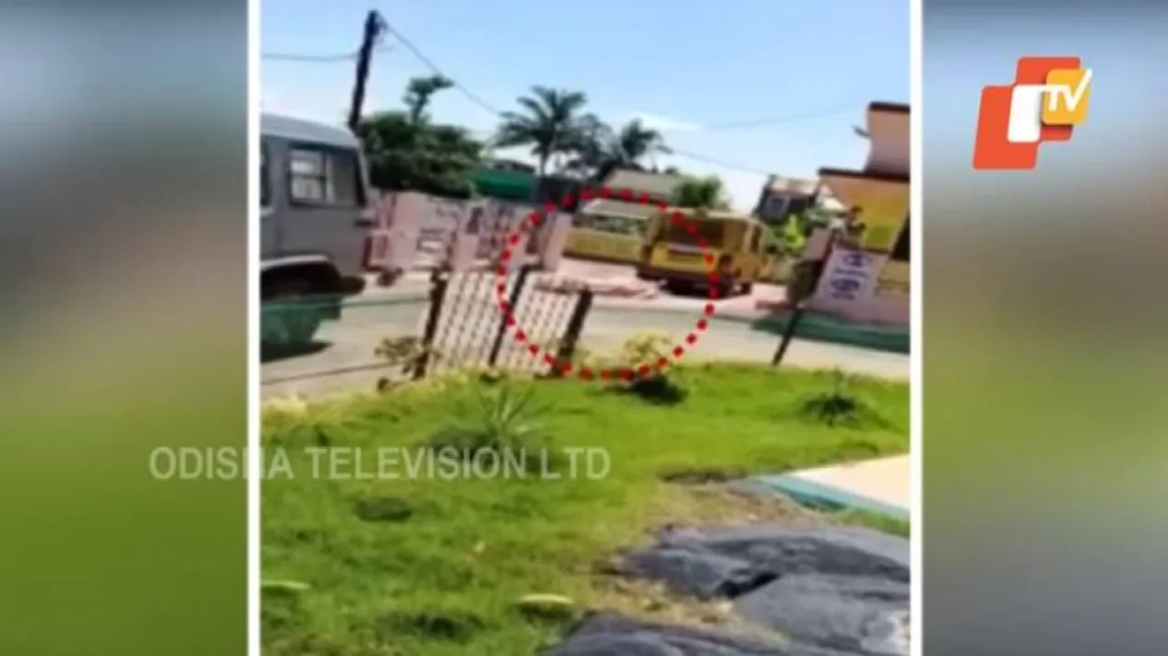 କରୋନା ଯୋଦ୍ଧାଙ୍କୁ ପ୍ରଥମେ ଅସମ୍ମାନ ପରେ ସମ୍ମାନ; ଏସ୍‌ପି କହିଲେ ସେ ଆମ ଭାଇ