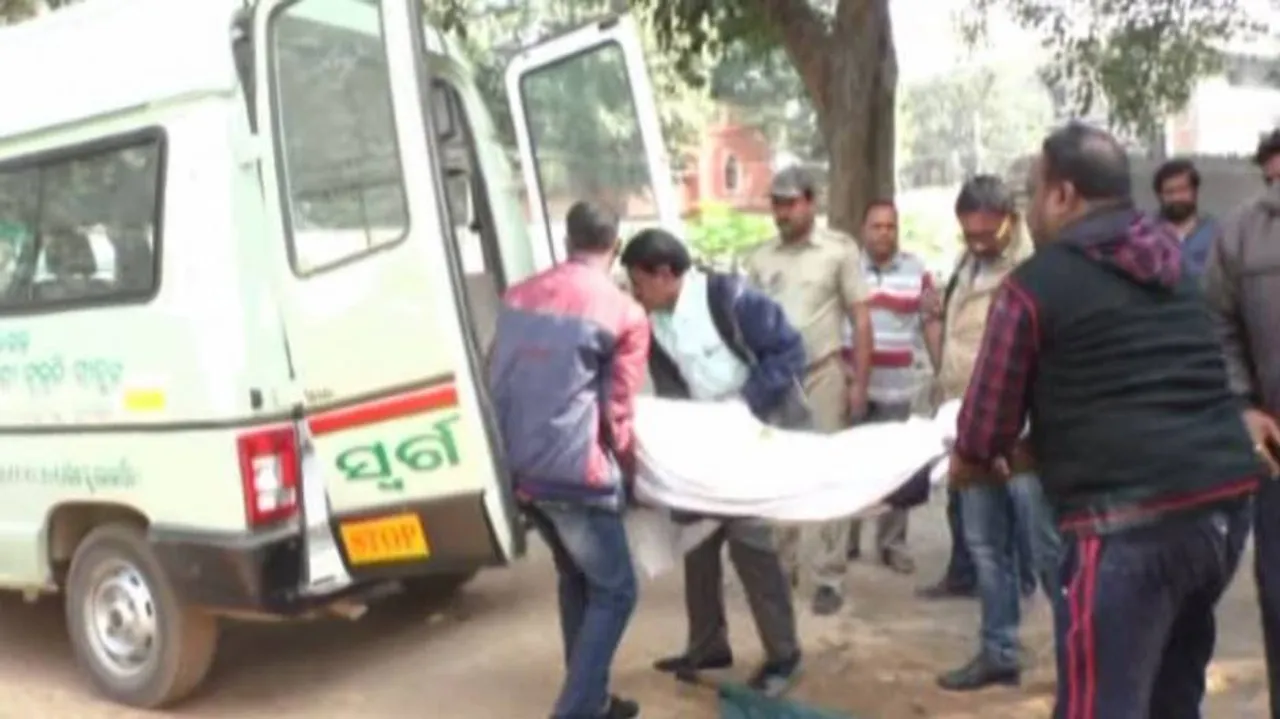 ଟ୍ରେନରେ ଯାଉଥିବାବେଳେ ଚାଲିଗଲା ଜୀବନ !