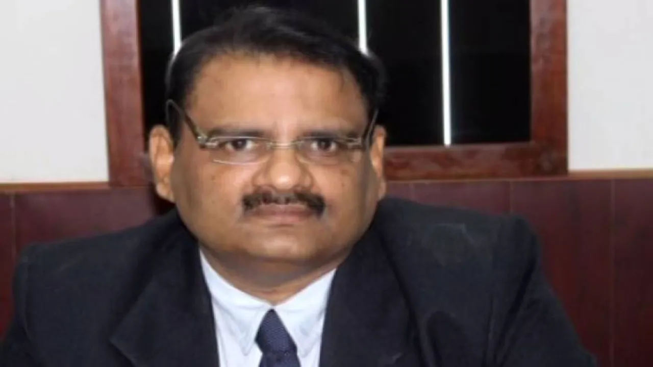 କରୋନାରେ ଭିଜିଲାନ୍ସ ନିର୍ଦ୍ଦେଶକଙ୍କ ସ୍ୱାସ୍ଥ୍ୟାବସ୍ଥା ଗୁରୁତର, ଏୟାର ଆମ୍ବୁଲାନ୍ସ ଯୋଗେ କୋଲକାତା ସ୍ଥାନାନ୍ତର