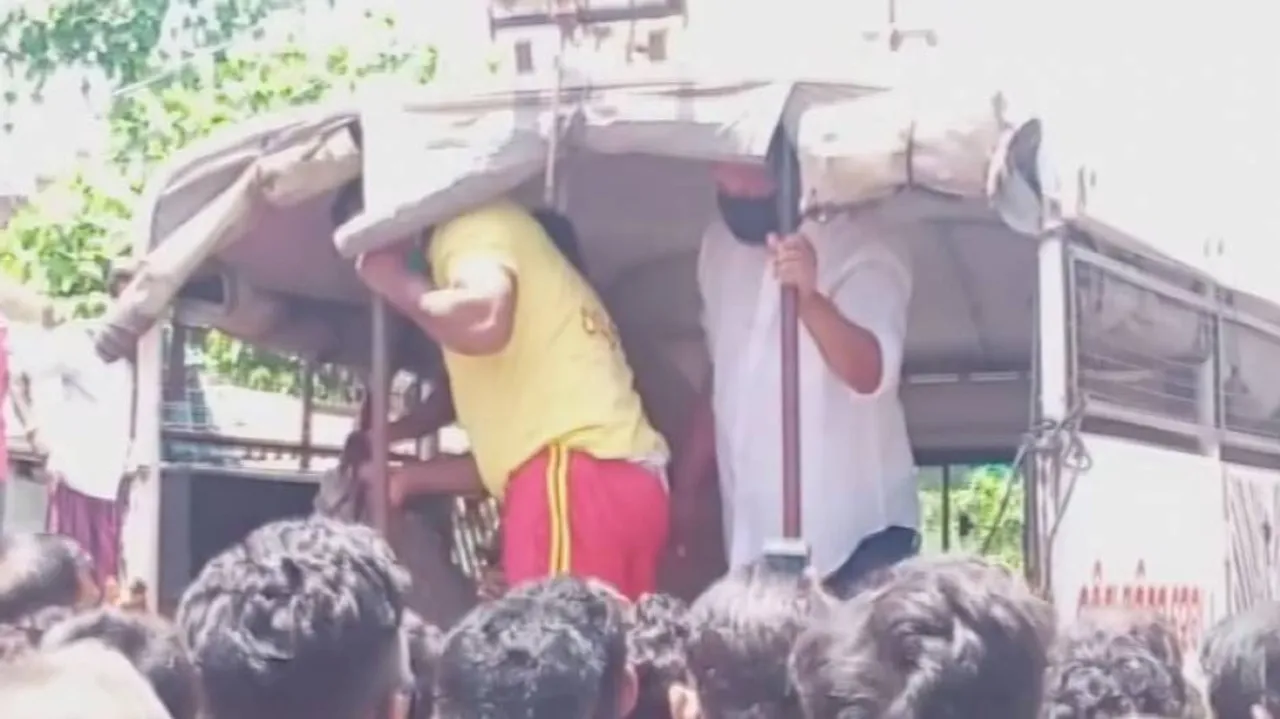 ଆଇସ୍କ୍ରିମ ଫ୍ୟାକ୍ଟ୍ରିରେ ବିସ୍ଫୋରଣ: ପୁଅ ମୃତ, ବାପା ଗୁରୁତର