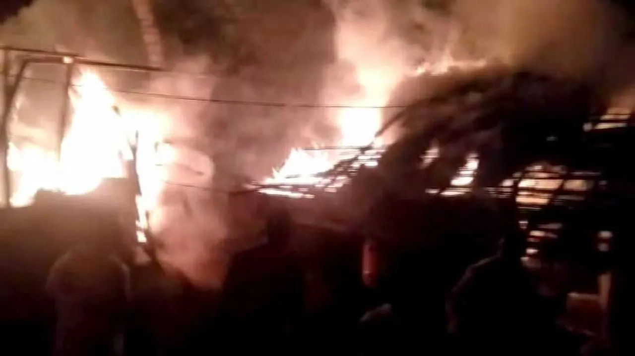 ବଜାରରେ ଲାଗିଗଲା ନିଆଁ