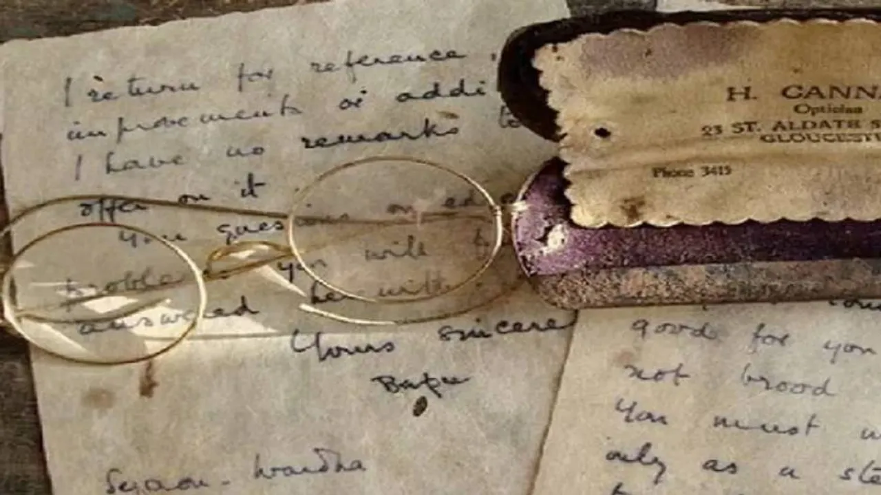 ନିଲାମ ହେଲା ମହାତ୍ମା ଗାନ୍ଧିଙ୍କ ବିରଳ ଚଷମା