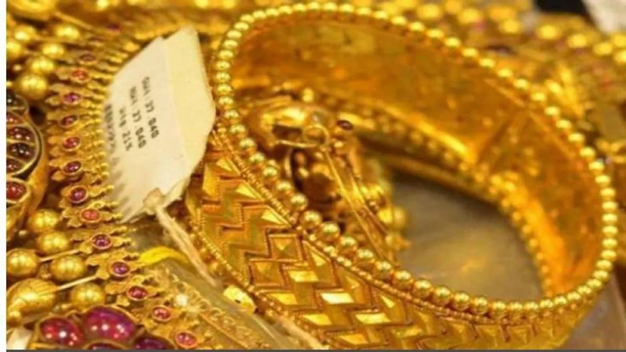 ଭାସିଗଲା ଦେଢ କିଲୋ ସୁନା