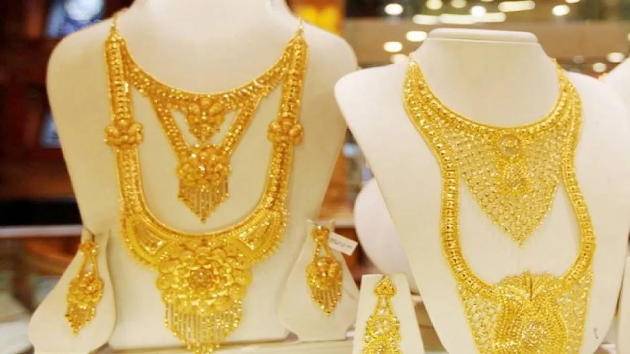 ୨ ଦିନରେ ୧,୬୦୦ ଟଙ୍କା ଶସ୍ତା ହେଲା ସୁନା