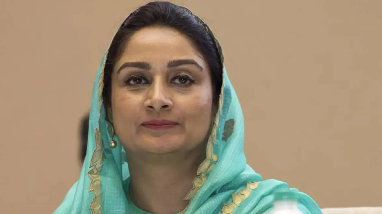 ମନ୍ତ୍ରୀପରିଷଦରୁ ଇସ୍ତଫା ଦେଲେ ହରସିମରତ୍ କୌର୍ ବାଦଲ