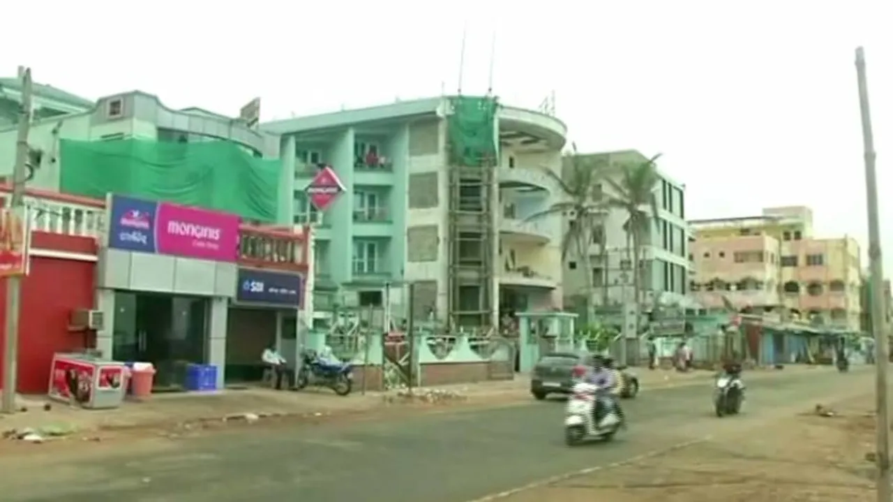 କେଉଁଠି ରହିବେ ରଥଯାତ୍ରା ପାଇଁ ଆସୁଥିବା ତୀର୍ଥଯାତ୍ରୀ ;  ଏଯାଏଁ ଅଣ୍ଟା ସଳଖିପାରିନି ଫୋନି ବିଧ୍ୱସ୍ତ ହୋଟେଲ ଶିଳ୍ପ