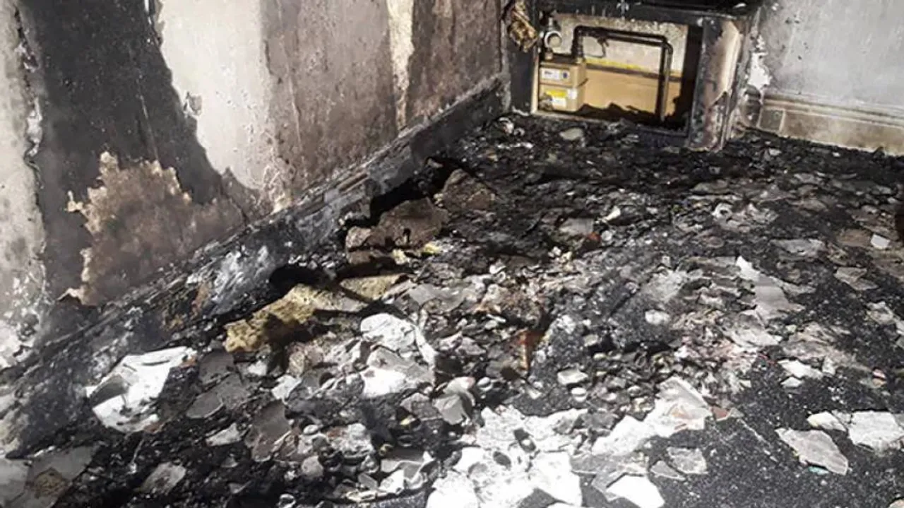 ଗର୍ଲଫ୍ରେଣ୍ଡକୁ ପ୍ରପୋଜ କରିବା ପୂର୍ବରୁ ଜଳିଗଲା ଘର