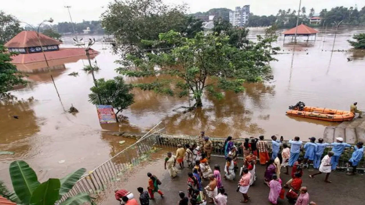 ବନ୍ୟାରେ ଭାସୁଛି କେରଳ