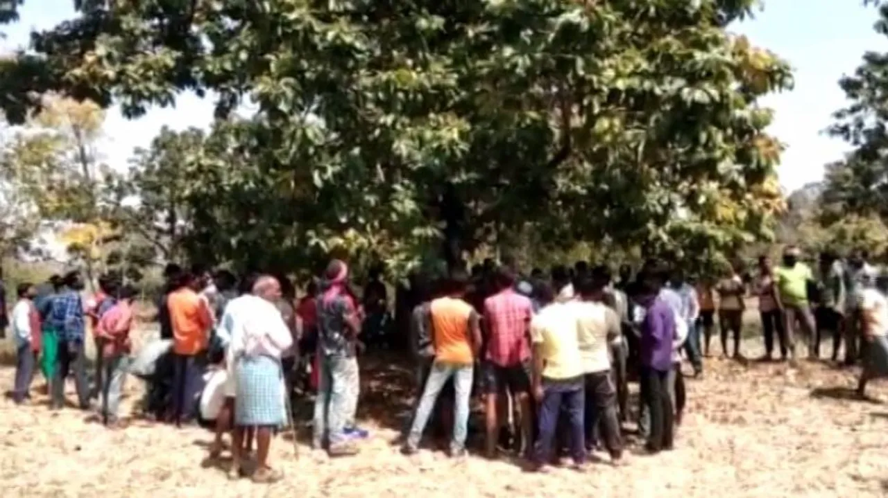 ମହୁଲ ଗଛରେ ଝୁଲୁଛି ନାବାଳକ ଓ ନାବାଳିକାର ମୃତଦେହ