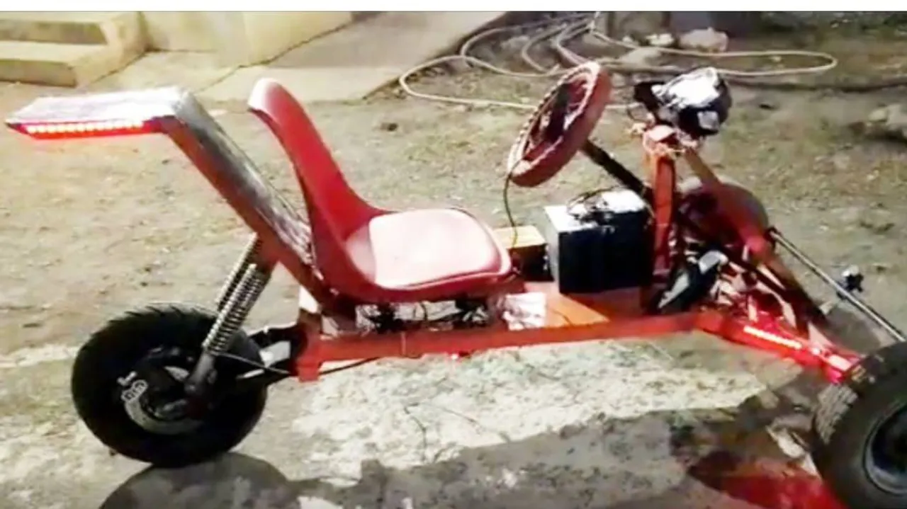 ଆଦିବାସୀ ଯୁବକ ତିଆରି କଲେ ବ୍ୟାଟେରୀ ଚାଳିତ 'ମିନି କାର୍'