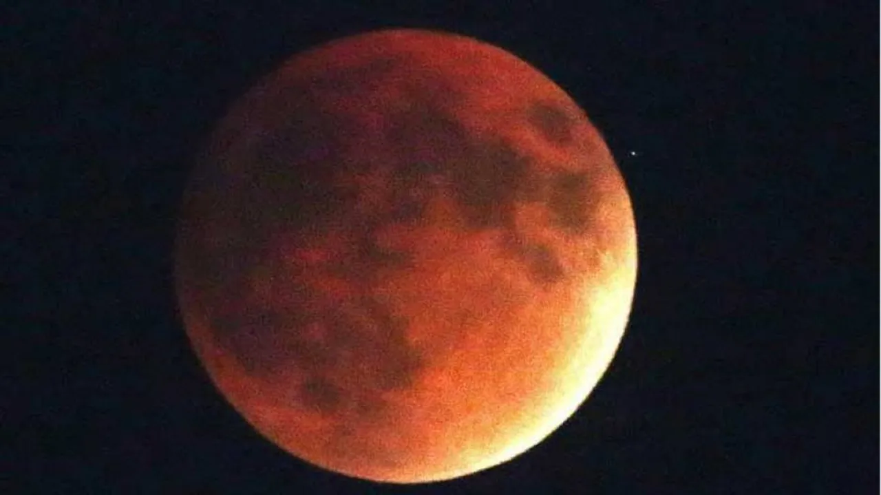 ବର୍ଷର ଶେଷ ଚନ୍ଦ୍ରଗ୍ରହଣ ଆଜି, କ’ଣ ରହିବ ଏହାର ପ୍ରଭାବ, ଜାଣନ୍ତୁ