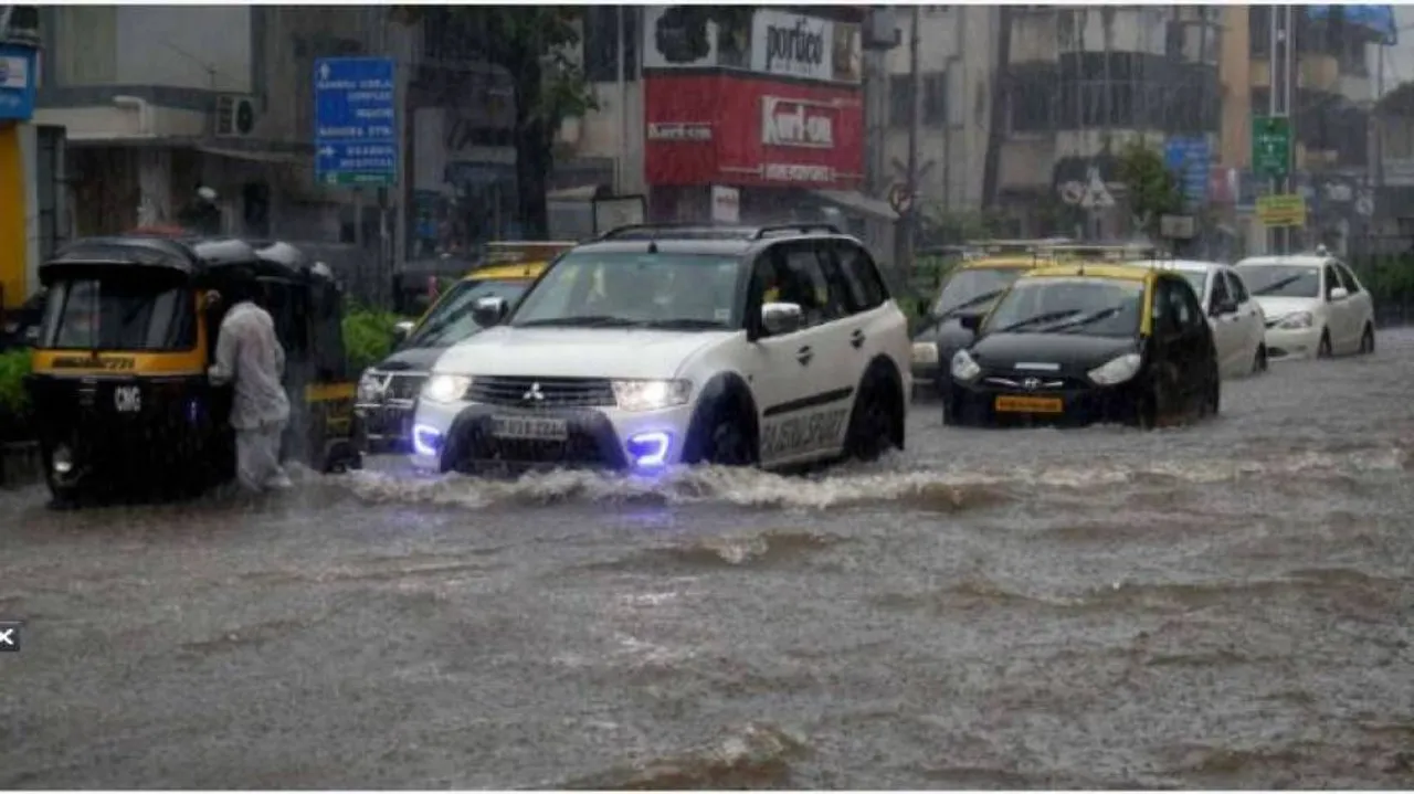 ଆସୁଛି ବଡ଼ ବର୍ଷା, ମାଡ଼ି ଆସିବ ବନ୍ୟା ଜଳ ! ସତର୍କ ରହିବାକୁ ଜିଲ୍ଲାପାଳଙ୍କୁ ନିର୍ଦେଶ