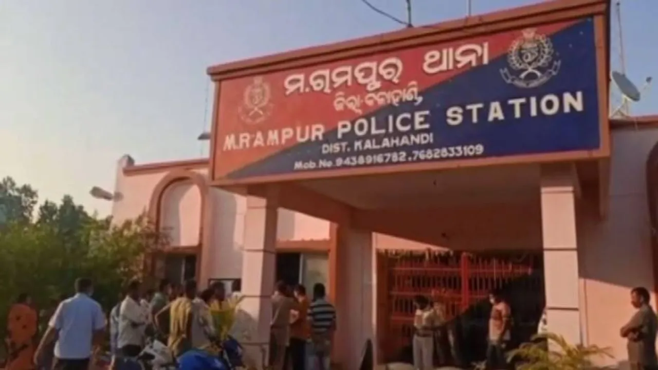 ଶାରୀରିକ ସଂପର୍କ ରଖିଲେ ମିଳିବ ସରକାରୀ ଘର !