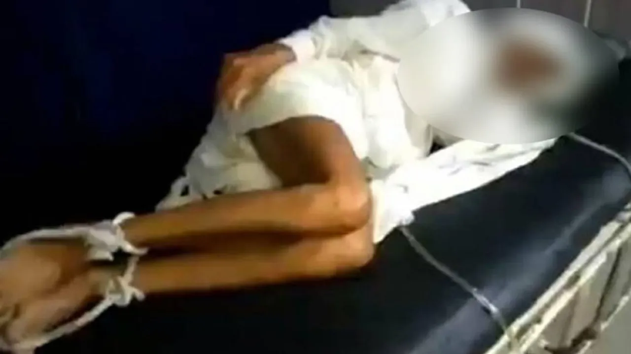 ବିଲ୍‌ ଦେଇ ନପାରିବାରୁ ମେଡିକାଲ ବେଡ୍‌ରେ ବନ୍ଧାହେଲେ ବୃଦ୍ଧ