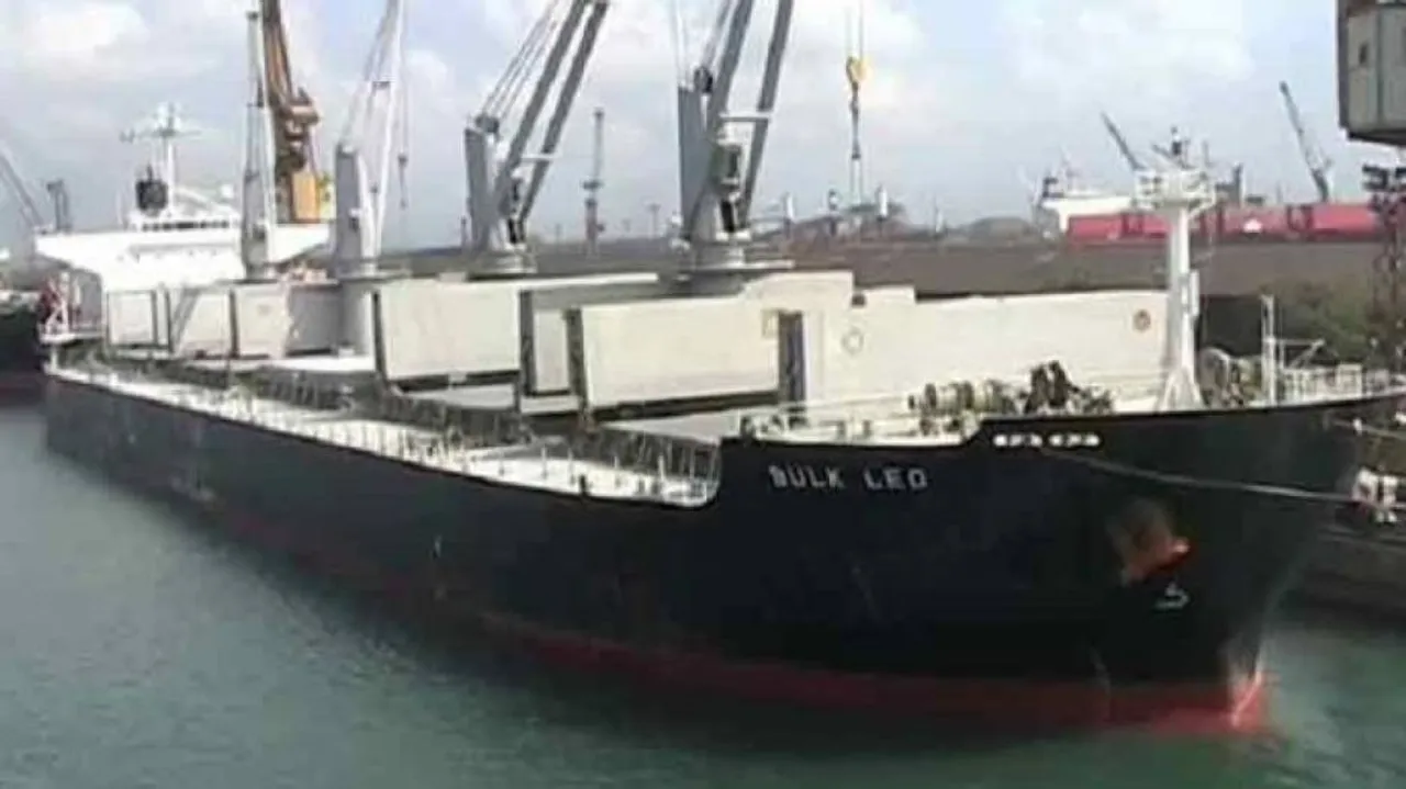 ପାରାଦୀପ ବନ୍ଦରରେ ୭ଟି ଜାହାଜ ଉପରେ କଟକଣା ଲାଗୁ