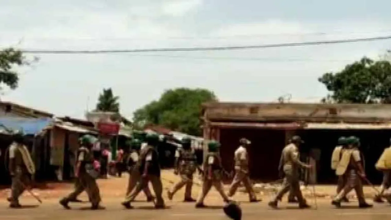 ପୋଲିସ ହେପାଜତରେ ଥିବା ଅଭିଯୁକ୍ତର ମୃତ୍ୟୁ,  ଥାନାରେ ଗାଁଲୋକଙ୍କ ଲଙ୍କାକାଣ୍ଡ