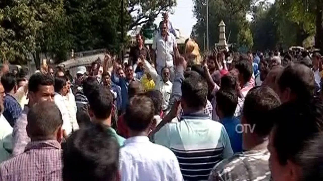 ତେଜୁଛି ‘ଟୋକନ’ ଅସନ୍ତୋଷ ; ଆଜି ବିଧାୟକଙ୍କ ଘର ଆଗରେ ଧାରଣା