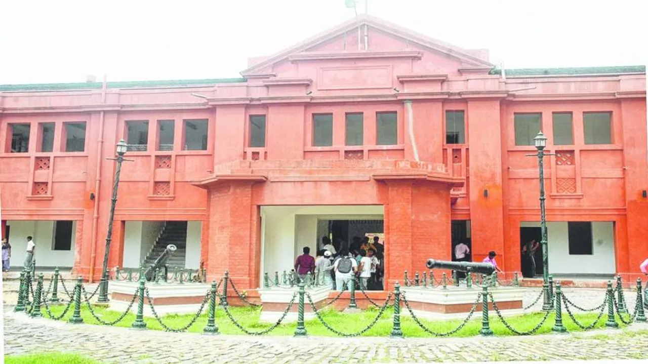 ରେଭେନ୍ସା ବିଶ୍ୱବିଦ୍ୟାଳୟରେ ପୁଣି ଛାତ୍ର ଅଶାନ୍ତି