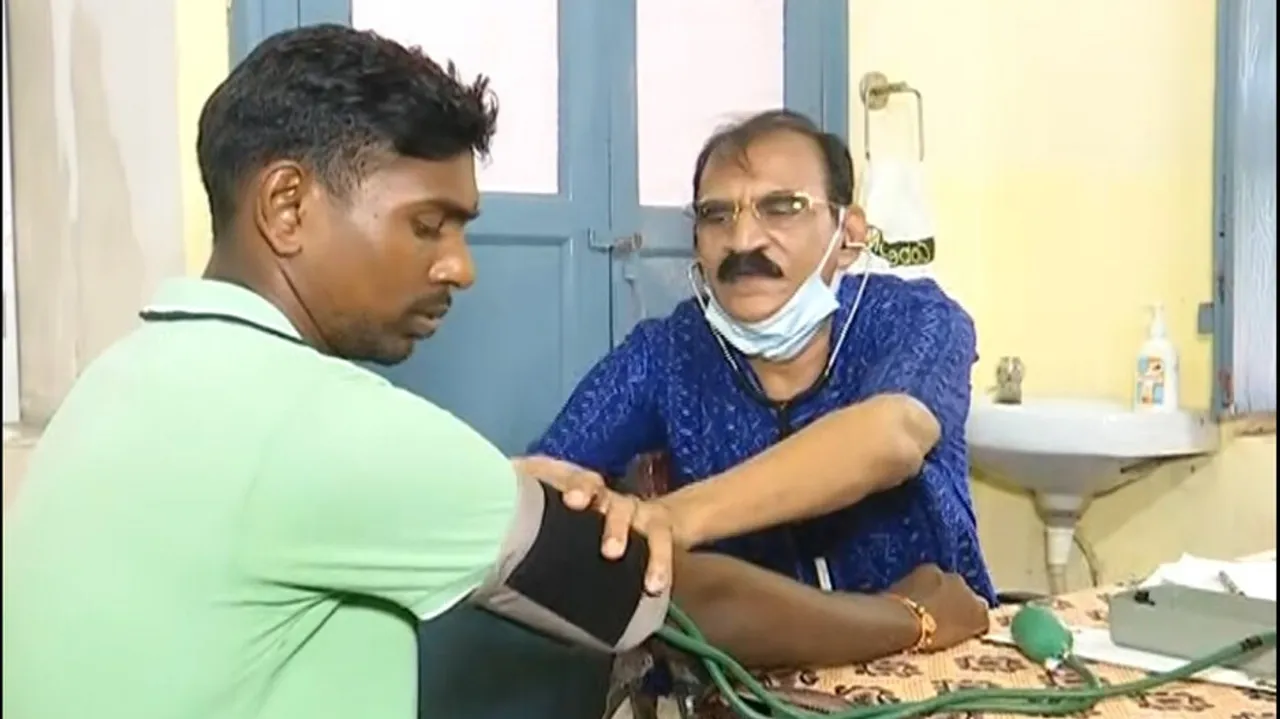  Free Medical Treatment To The Patient