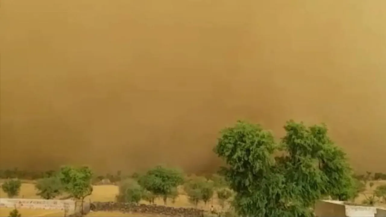 ହଠାତ ଘୋଟି ଆସିଲା ଅନ୍ଧାର, ୪୦ ଡିଗ୍ରୀର ଦାଉ ଦାଉ ଖରା ବେଳେ ଉଭାନ ହୋଇଗଲେ ସୂର୍ଯ୍ୟ..