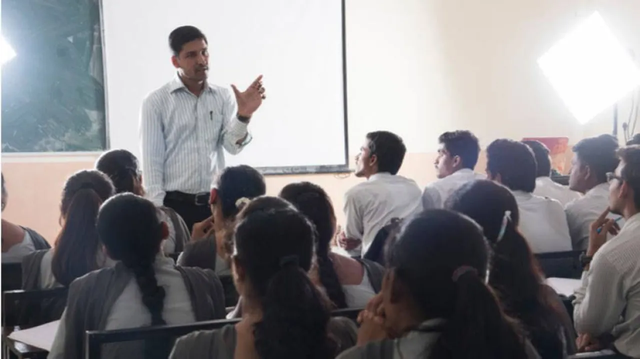 Unlock 4.0 Guideline: ଶିକ୍ଷାନୁଷ୍ଠାନ ବନ୍ଦ; ପାଠ ବୁଝିବାକୁ ସ୍କୁଲ୍ ଯାଇପାରିବେ ୯ରୁ ୧୨ ଶ୍ରେଣୀ ପିଲା