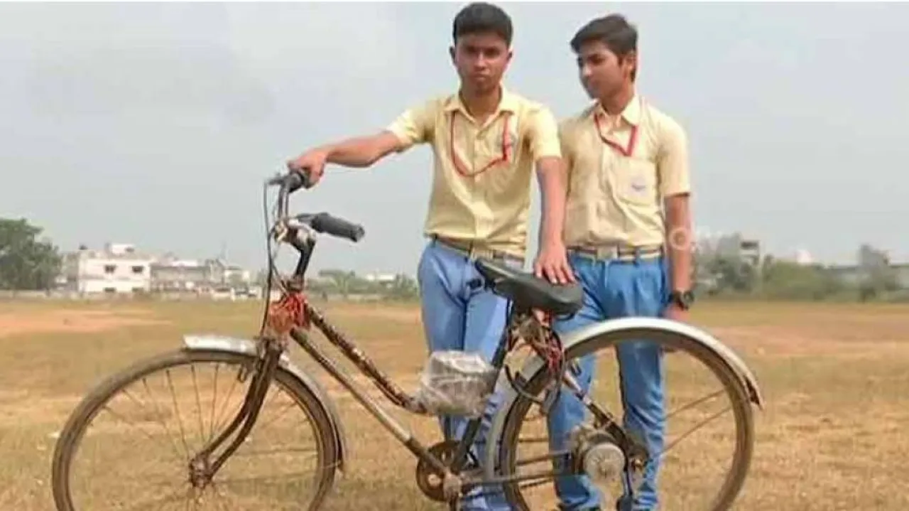 ଇ-ସାଇକେଲ୍‌ ତିଆରି କଲେ ଦୁଇ ସ୍କୁଲ୍‌ ଛାତ୍ର