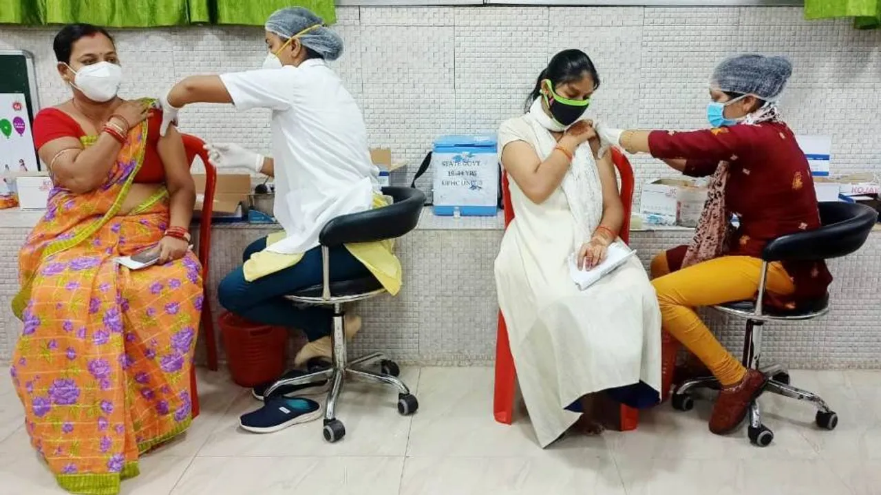 ଏଣିକି ଟିକାକରଣ ସେଣ୍ଟରରେ ୧୮ ବର୍ଷରୁ ଅଧିକ ବୟସର ବ୍ୟକ୍ତିଙ୍କ ପଞ୍ଜୀକରଣ ହୋଇପାରିବ