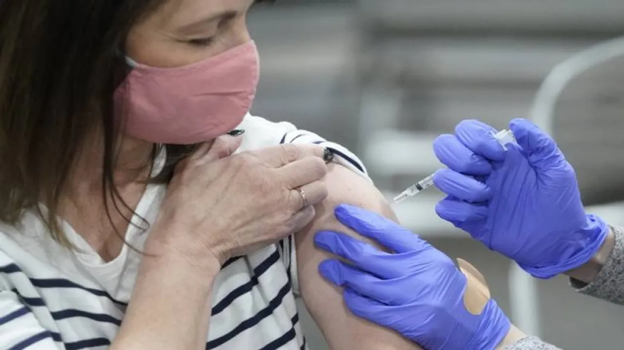 ଭ୍ୟାକ୍ସିନ୍ ଟେଣ୍ଡରରେ ଆଗ୍ରହ ଦେଖାଇଲେନି ଟିକା ଉତ୍ପାଦନକାରୀ ସଂସ୍ଥା