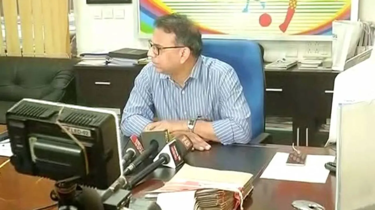 ବିଶାଲ ଦେବଙ୍କ ଅାଚରଣକୁ ତୀବ୍ର ଭର୍ତ୍ସନା କଲେ ସାମ୍ବାଦିକ ଓ ବିଭିନ୍ନ ବର୍ଗର ଲୋକ