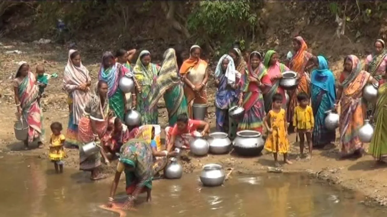 ବିକାଶର ବାଟ କିଏ ଓଗାଳୁଛି? ଆଜି ବି ଝରଣା ଓ ଚୁଆ ପାଣିକୁ ଭରସା କରୁଛନ୍ତି ଲୋକେ