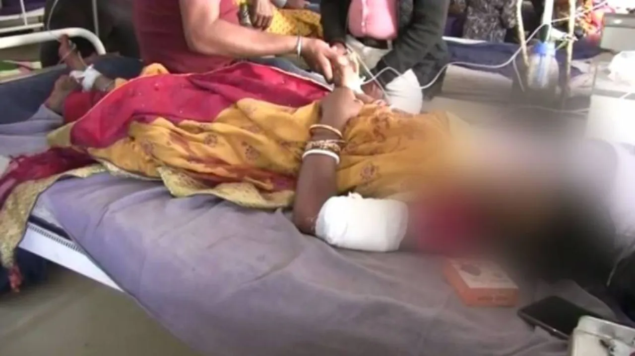 କ୍ଷତାକ୍ତ ଅବସ୍ଥାରେ ମହିଳା ଓ ଜଣେ ଯୁବକ ଉଦ୍ଧାର