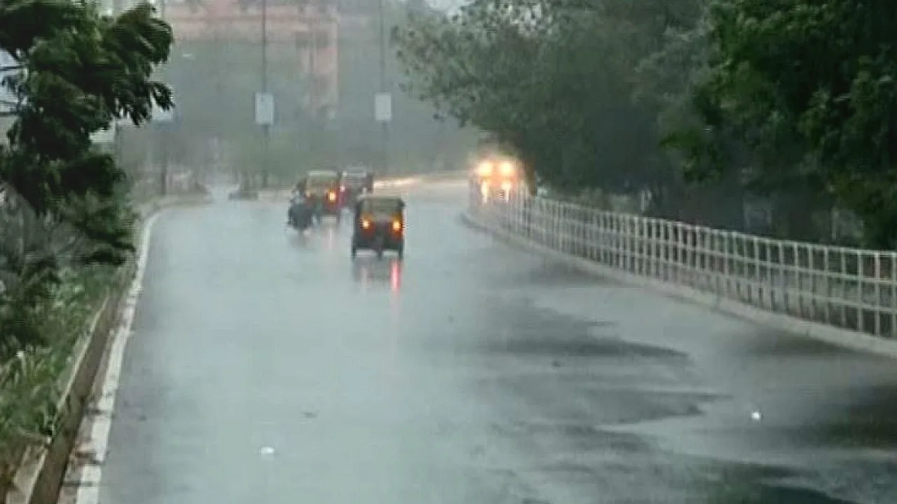 Orange alert: Heavy rains to lash Odisha districts on September 26 & 27