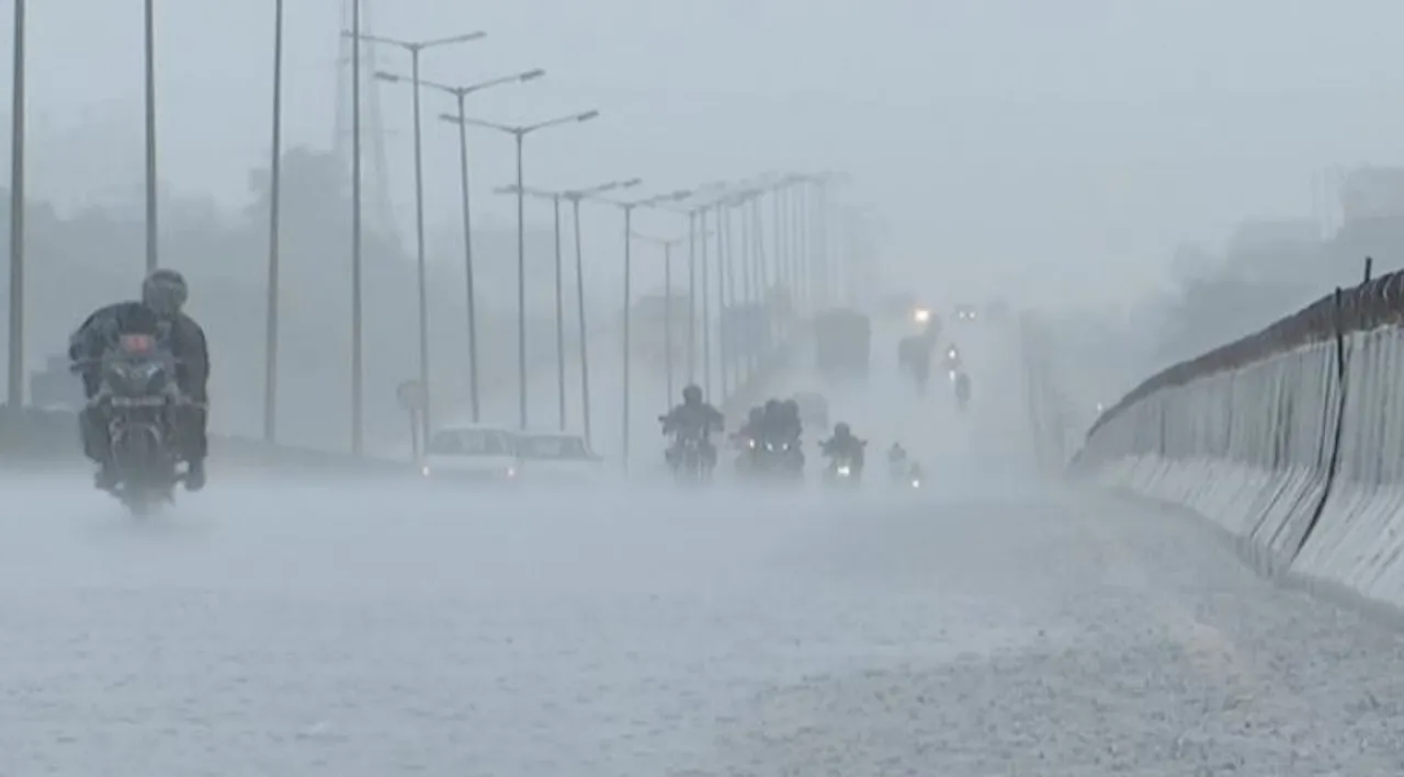 Heavy rain lashes Odisha as low pressure forms, to intensify into depression; schools closed in Malkangiri