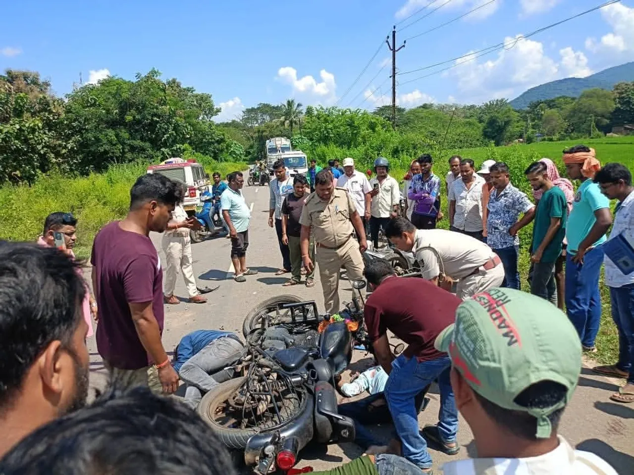 Uncle, nephew among three killed in Nayagarh bike crash