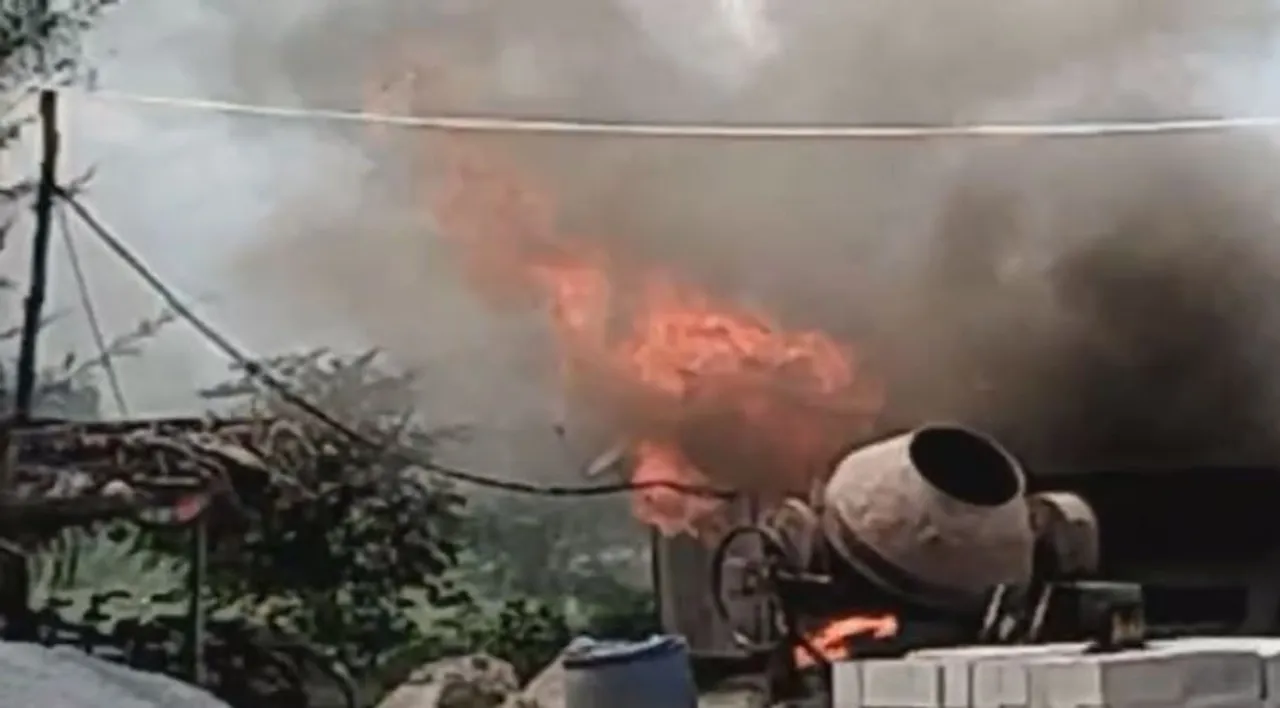 Major fire erupts at cement block factory in Puri, narrow escape for workers