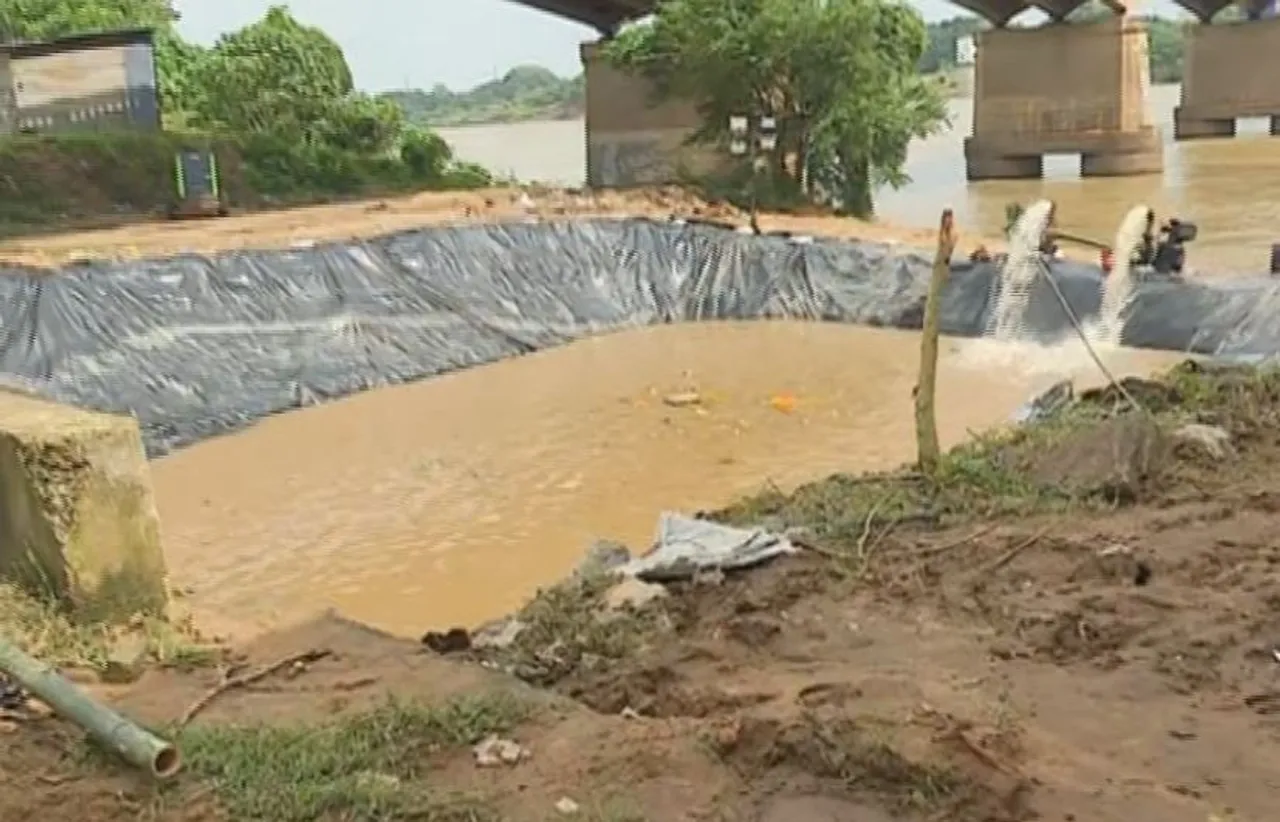 Rain damages 2 artificial ponds for Durga idol immersion in Bhubaneswar