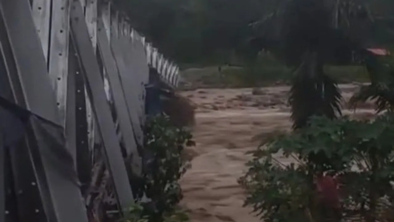 Nine dead, two missing as heavy rain triggers massive landslides in Darjeeling